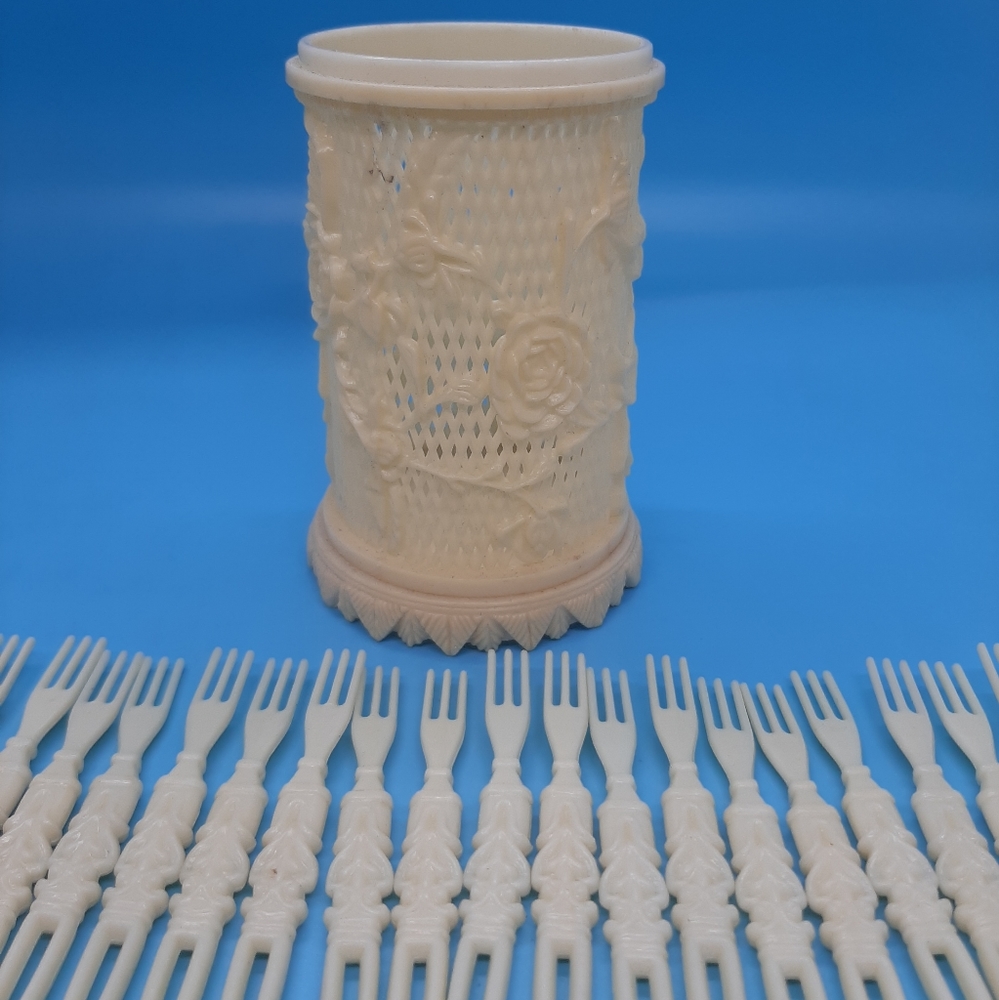 Vintage 1978 Celluloid 36 Appetizer Forks With Floral Rose Intricate Holder